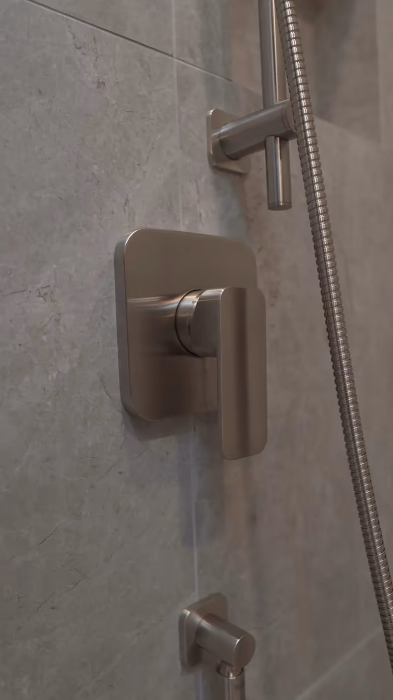 shower handle
